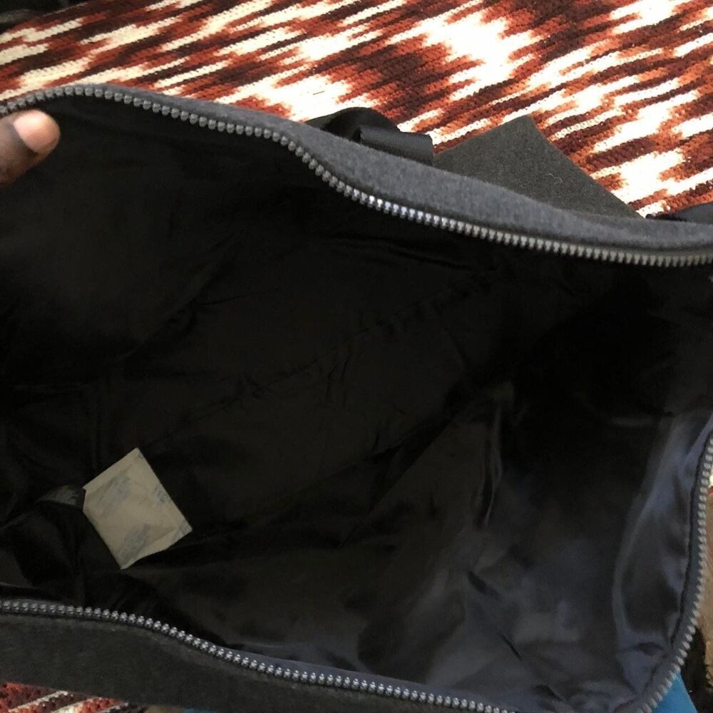 Coach Fragrance Duffle black Weekender Carry-on Gym Shoulder Hand Bag Crossbody - Picture 5 of 8